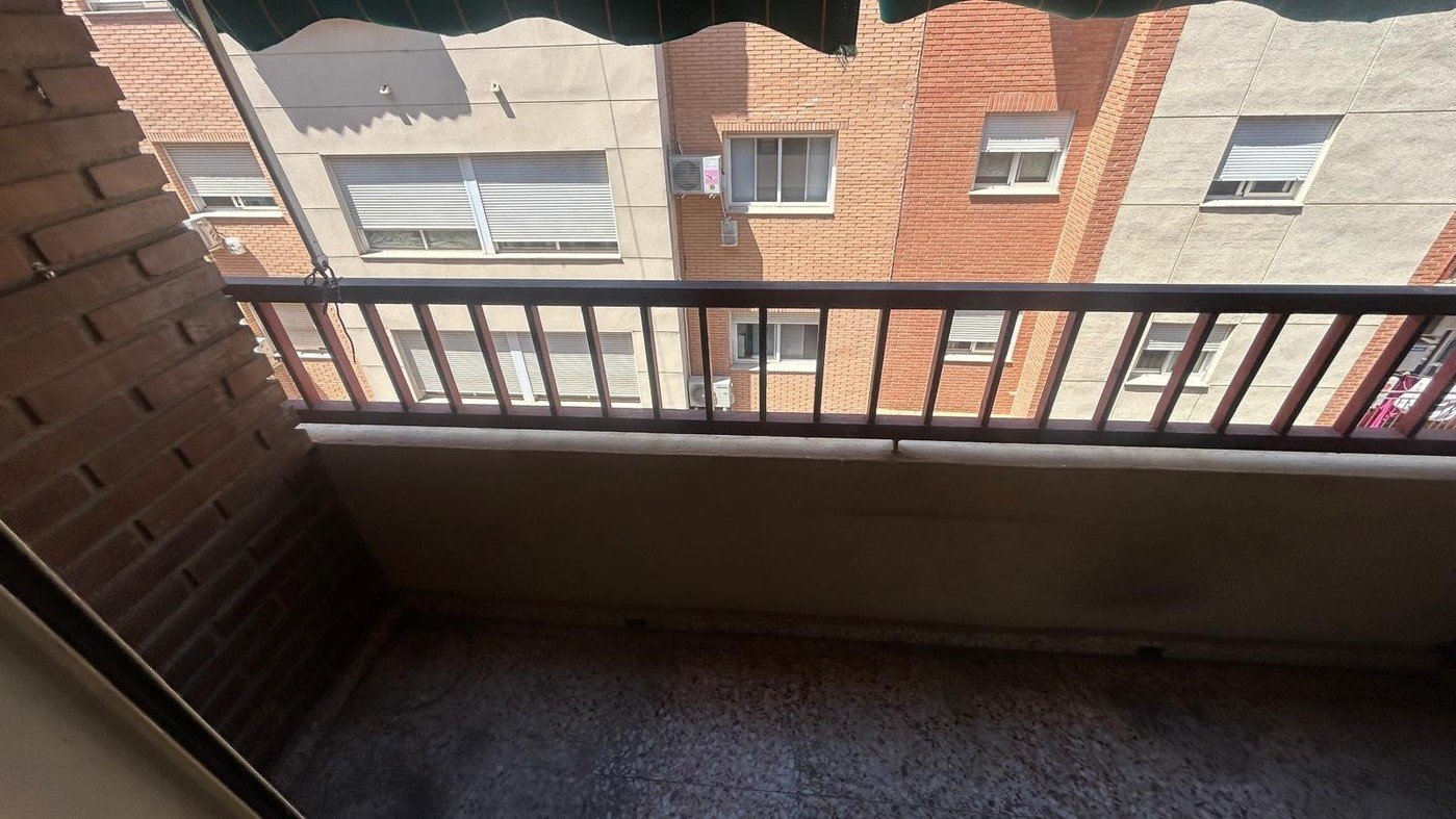 Flat on Calle Sant Carles – Torrent – Valencia — image 13